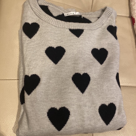 Round neck Sweater - Picture 6 of 6